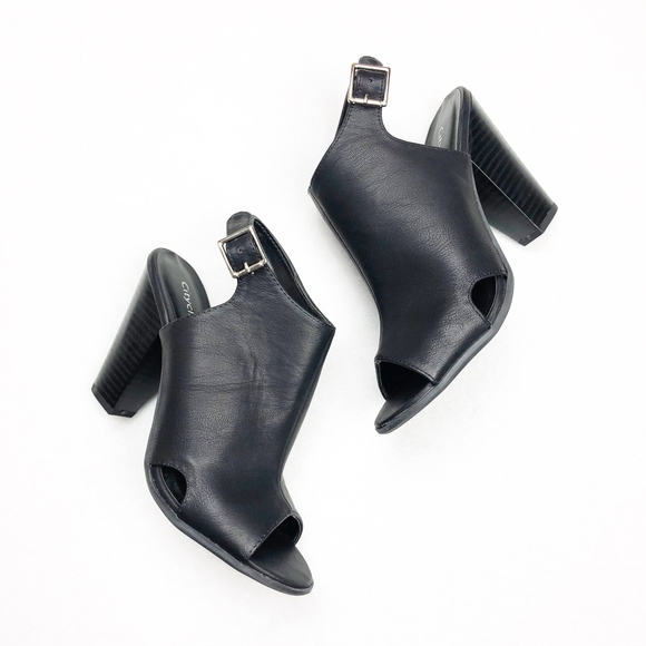 Cityclassified Shoes - 'Litsa' Peep Toe Buckle Strap Sandal
